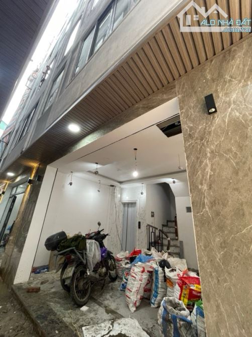 CCMN 10 STUDIO, 68m2, NHỈNH 21 tỷ - NGÕ RỘNG, MẶT TIỀN TO - YÊN HOÀ