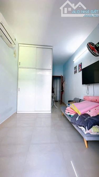 Mặt tiền đường số Khánh Hội vip Q4 có 5 tỷ - 10