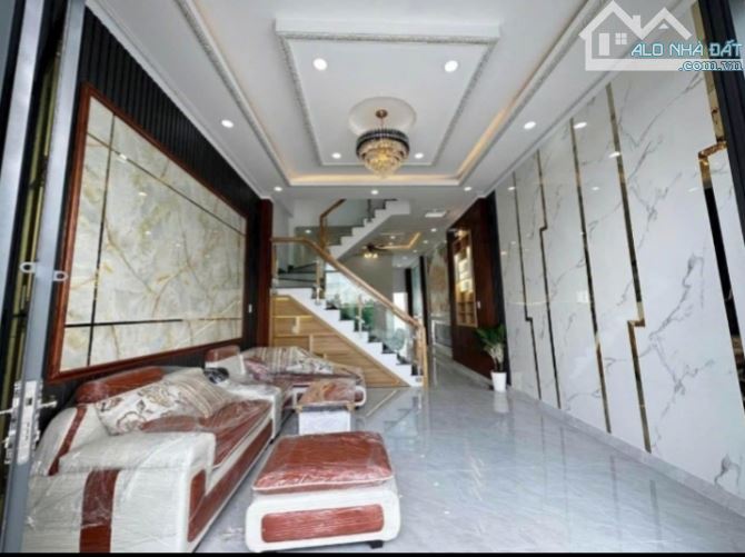CẦN BÁN GẤP CĂN NHÀ ĐOÀN NGUYỄN TUẤN - SHR - 1,05 TỶ - 1