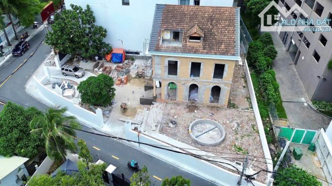 Bán góc 2MT ngay Quốc Hương- Thái Ly, 12x17m, tiện xây hầm, 7 tầng làm nhà hàng/cafe/chdv - 1