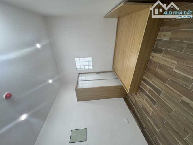 CCMN Quan Nhân 70m², 6 tầng, full nội thất, thang máy nhập khẩu – giá 13,8 tỷ - 1