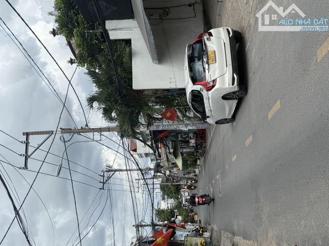 MTKD DHT05. Sát song hành. 12x17 195m2 cho thuê 20tr. 12 tỷ. Xây mới 7 tầng - 1