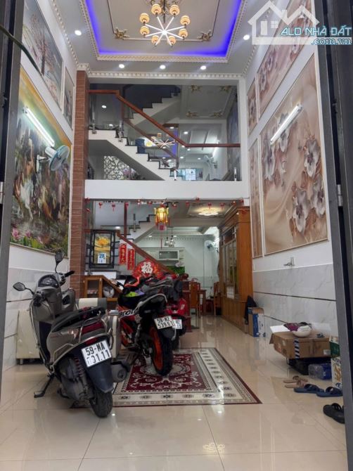 Bán nhà đường Chiến Lược Bình Tân - 4x12 - 5 tầng - 4PN - Đường 5m trước nhà - Nhỉnh 6 tỷ - 1
