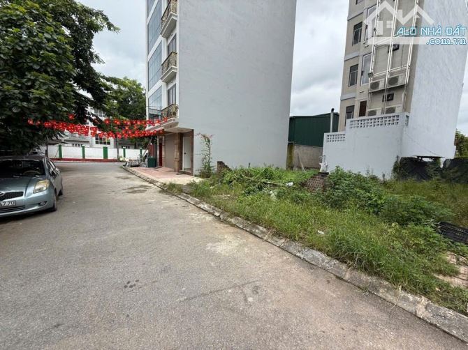 BÁN ĐẤT - CỔ LINH, PHÂN LÔ, VỈA HÈ, ĐƯỜNG XE TẢI TRÁNH, 30M2, MT: 3M, GIÁ CHỈ 9.4 TỶ - 1