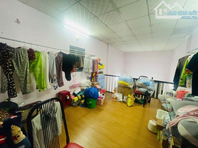 Bán nhà lô góc, Đường số 27, Gò Vấp, 56m2, 2 tầng, Giá 4.25 Tỷ - 1