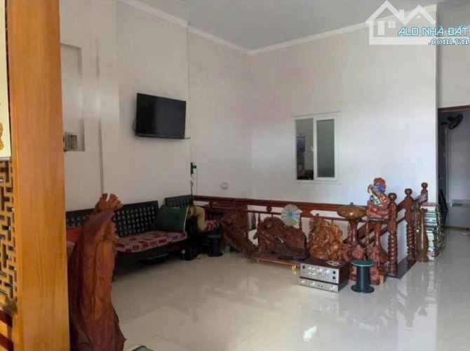 🇻🇳 Bán nhà 1 mê mặt tiền kinh doanh đường Phó Đức Chính, P Tân Tiến - 1