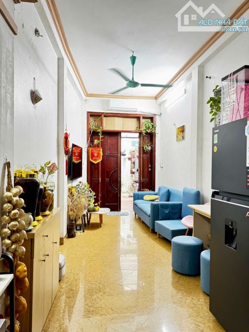 Bán nhà phố Ngoạ Long - Cầu Diễn  DT 38m2 - 5 tầng - Giá 5,25 tỷ. - 1