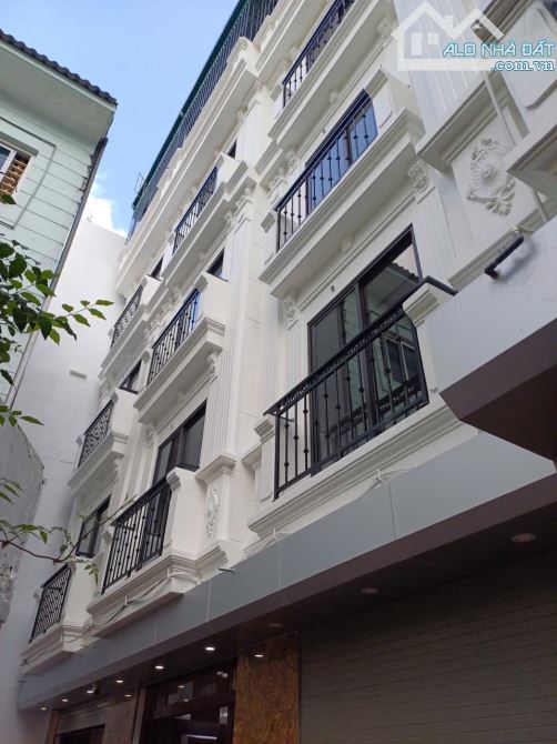 Bán nhà phố Tây Sơn ô tô đỗ,  thang máy, DT 42m2, 6t, mt 4m, ở ngay. - 1