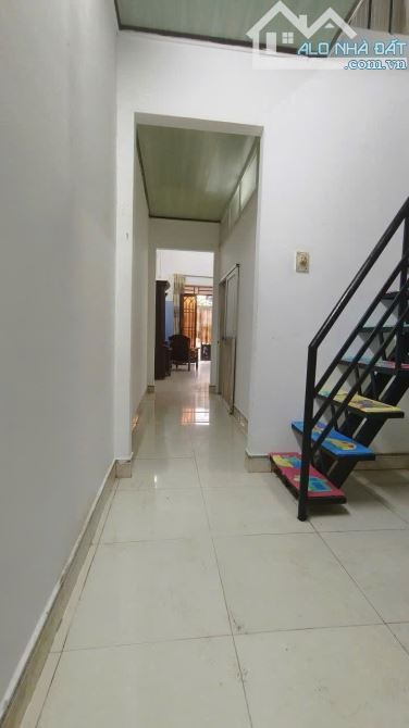 BÁN NHÀ ĐÔNG THẠNH - HÓC MÔN - 56M2 ( 4M X 14M) - HẺM XE HƠI THÔNG - 2.7 TỶ. - 1