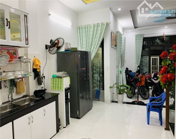 ► Nhà góc Kiệt 4m thẳng thông 50m ra Hùng Vương, 42m2, ngang 5.5m, 3 tầng đúc, 3.xx tỷ - 1
