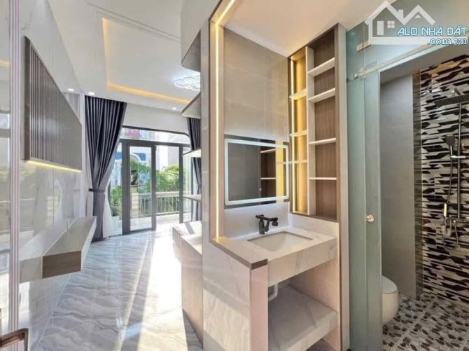 3TY120 MT ĐƯỜNG CAO THẮNG QUẬN 3 SHR DT 72M2 - 1