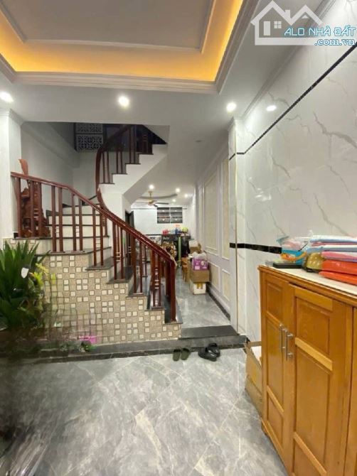 Nhà đẹp ngõ thông - Phan Đình Giót - dt35x5- MT3,5 Thanh Xuân 8,5 tỷ - 1