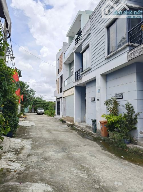 Bán đất thổ cư dt80m²(5,5x15),hai mặt tiền hẻm đường TX43,phường THẠNH XUÂN Q12,SHR - 1