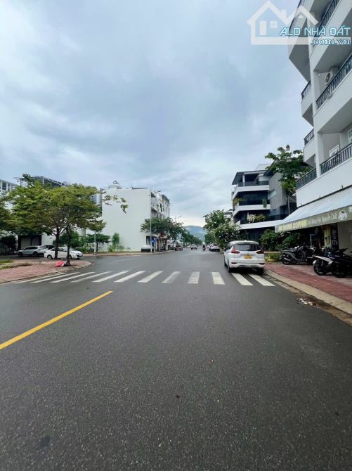 Bán lô đất đường số 8 khu Hà Quang 2 , Nha Trang , rộng 20m - 1