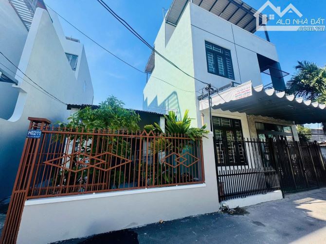 Nhà cấp 4 diện tích lớn kiệt oto thông Ngô Thị Nhậm - 1
