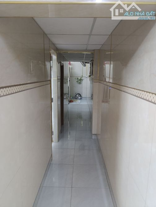 🎉🎉🎉🎉🎉Nhà C4 gác lửng ,chủ đang cần bán gấp Nhà gần biển ,kiệt thông ra biển - 1