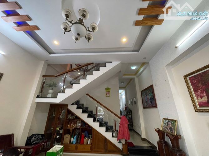 NHÀ 3 TẦNG NỘI THẤT GỖ  – MẶT TIỀN ĐÀO NGUYÊN PHỔ, THANH KHÊ – DÒNG TIỀN ỔN ĐỊNH - LCU199 - 1
