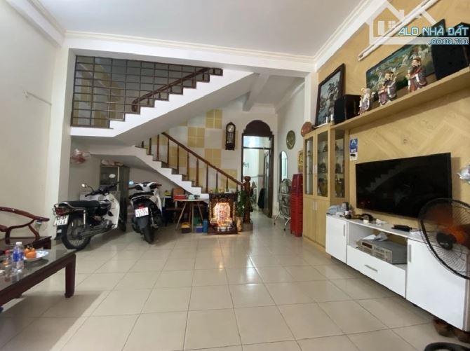 💥SIÊU RẺ ! Bán Nhà 3 Tầng – 71m² Ngang hơn 5m – Gần Tiểu La , Trung Tâm  - Chỉ 8,x tỷ - 1