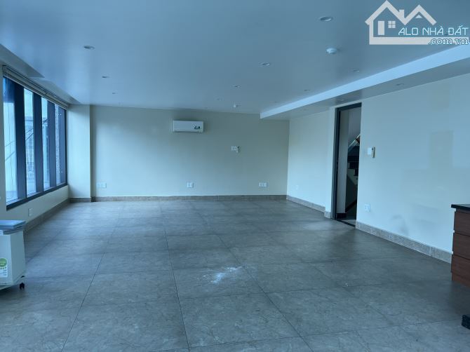 Bán toà nhà văn phòng mặt tiền Bình Thạnh_gần Hutech Ung Văn Khiêm_6x20m_7 tầng_HĐT 115tr - 1