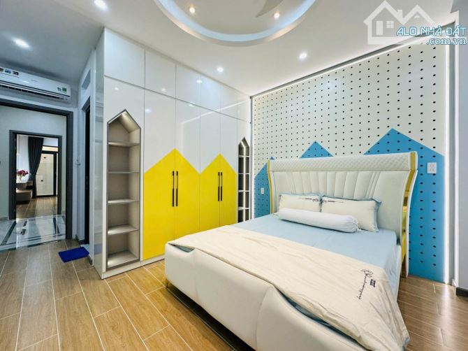 NHÀ 5 TẦNG FULL NỘI THẤT, Ô THANG MÁY, DT 4x16M, KHU CAO TẦNG ĐỒNG BỘ VIP, GÒ VẤP, 10.X TỶ - 12