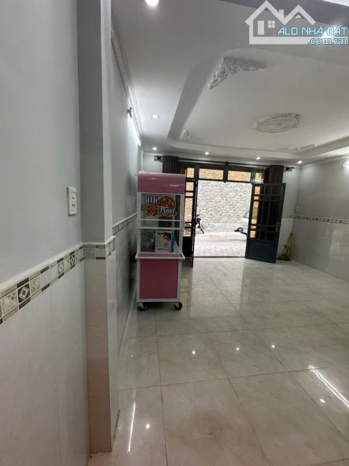 Bán Nhà 5.2x8.2 Khu Tên Lửa, Ra đường số 6 10 bước chân - 2