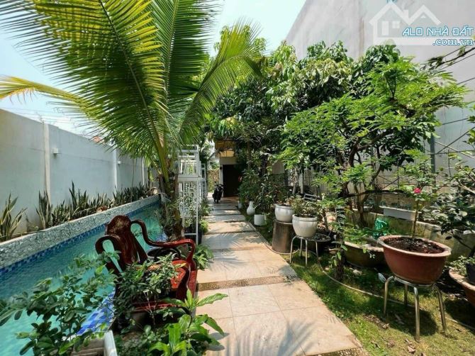 Bán căn Biệt Thự đẹp gần Cơ Sở 5 Lạc Hồng, Bửu Long, Biên Hòa, 300m2, giá 11 tỷ. - 2