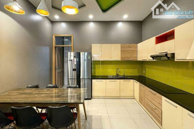 Bán nhà hẻm, Đông Hưng Thuận 5, Quận 12, 114.1 m² (4.2m x 25m), 3 tầng - Giá 6.8 tỷ TL - 2