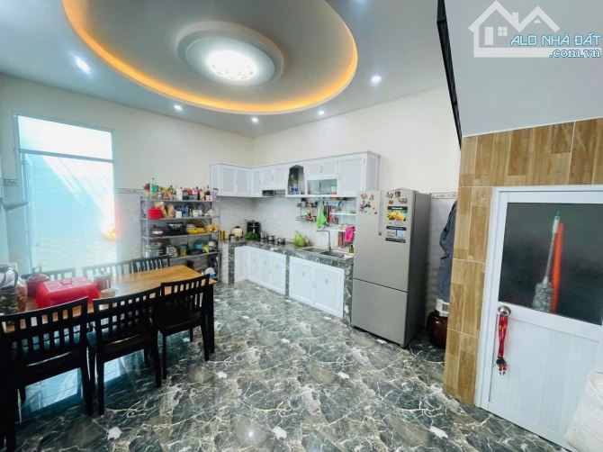BÁN NHÀ MẶT TIỀN TRẦN XUÂN ĐỘ, TP. VŨNG TÀU – 1 TRỆT 2 LẦU 73m2 GIÁ 6t - 2