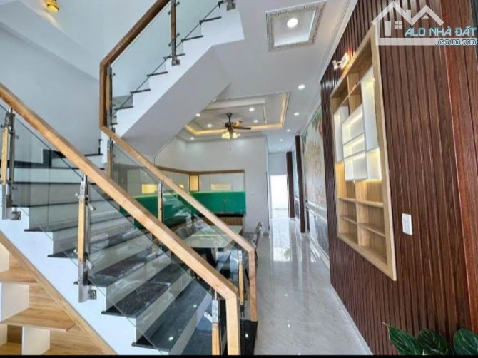 CẦN BÁN GẤP CĂN NHÀ ĐOÀN NGUYỄN TUẤN - SHR - 1,05 TỶ - 2