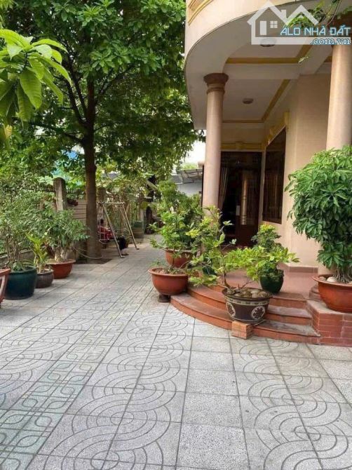 Bán đất tặng nhà hình chữ L 1 trệt 1 lầu Phú Lợi , kế bên Chợ Đình - Tp. Hồ Chí Minh - 2