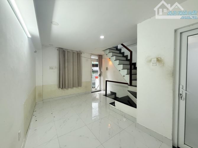 BÁN NHÀ GÒ VẤP - NGÃ 5 CHUỒNG CHÓ - 22M2, 2PN 2WC CHỈ 3.3 TỶ_250901 - 2
