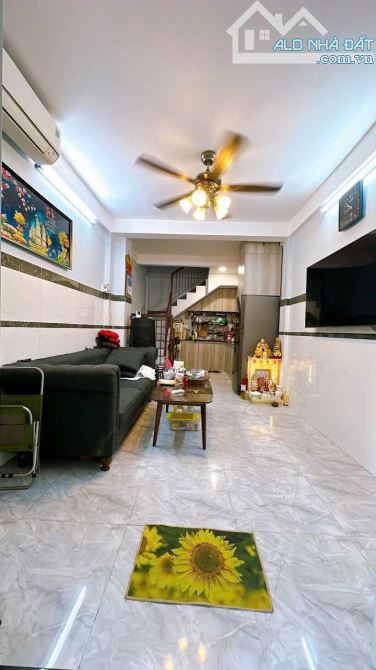 Mặt tiền đường số Khánh Hội vip Q4 có 5 tỷ - 2
