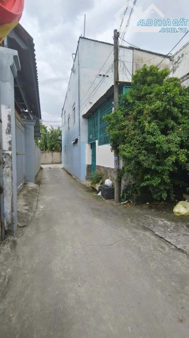 BÁN NHÀ ĐÔNG THẠNH - HÓC MÔN - 56M2 ( 4M X 14M) - HẺM XE HƠI THÔNG - 2.7 TỶ. - 2