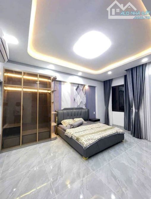 TÔI CẦN BÁN NHÀ SƯ VẠN HẠNH,P12, QUẬN 10. GIÁ 4TỶ980/54,9M2(4,5x12,2m). CHO THUÊ 20TRIỆU - 2