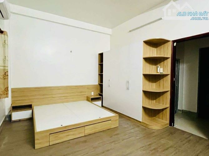 BÁN CHDV HXH. 8 phòng Trần Thái Tông, P15, Tân Bình, 85m2, 4 tầng, chỉ 7,x tỷ - 2