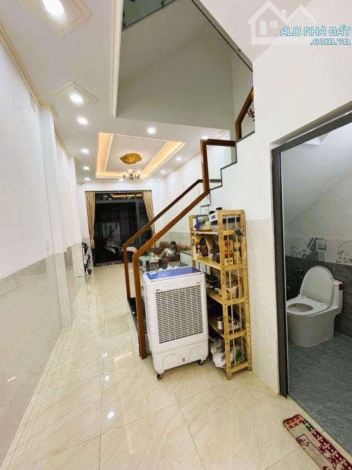 Bán nhà 4 tầng 56m2 Hậu Giang, đẹp lung linh, View kênh Lò Gốm, Him Lam, chỉ hơn 6 tỷ - 2