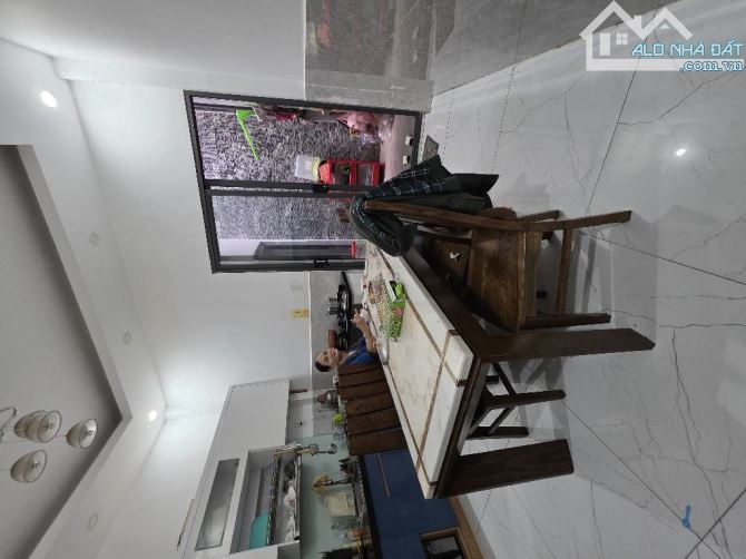 154* 👉 NHÀ ĐẸP SẴN , 86M2 , DÀI KHỦNG 22M , ÔTÔ QUAY ĐẦU, NGUYỄN QUÝ YÊM , Q BT,  N - 2