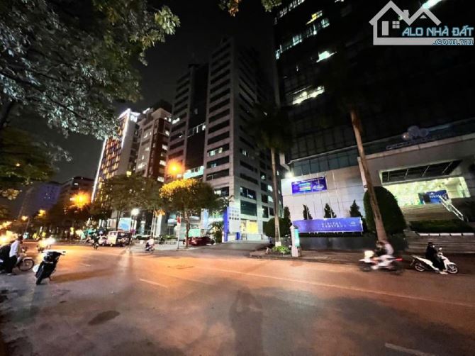 Bán đất xây Khách sạn , toà VP, Building 162m mặt tiền khủng phố hot Duy Tân Cầu Giấy - 2