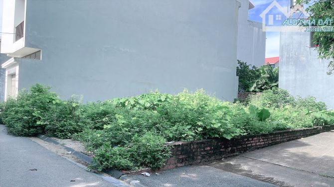 ✨ SIÊU PHẨM LÔ GÓC VÕNG LA 2 – 88m² – 2 MẶT THOÁNG ✨  📍 Vị trí vàng: Chỉ vài phút tới Cầu - 2