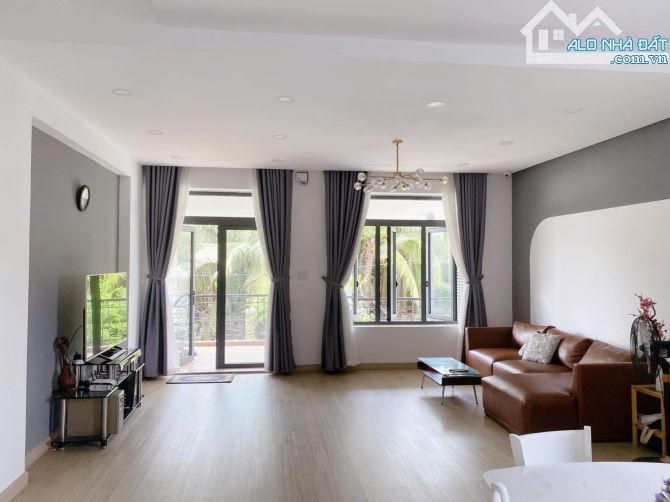 Biêt Thư Vườn Nhi Bỉnh Hóc Môn /17 x19 nhỉnh 6 tỷ - 2