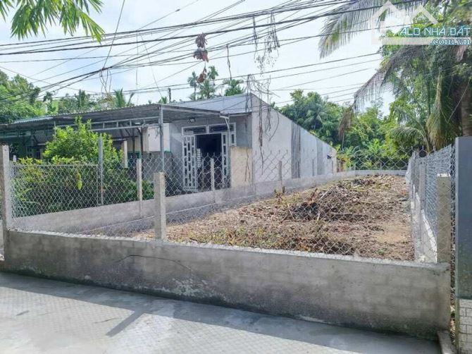 Bán đất 350 m2 đường Nguyễn Văn TRường 1,8 tỷ - 2