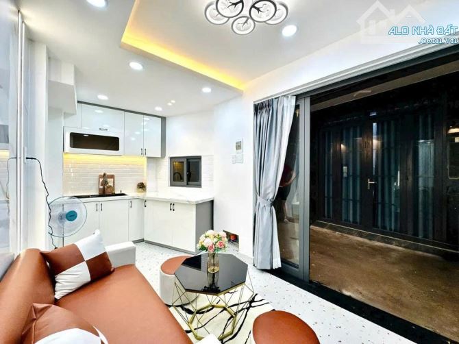 NHÀ 3 TẦNG MỚI ĐẸP- TRẦN BÌNH TRỌNG - P5–BÌNH THẠNH - Ở NGAY – 3 TẦNG -CHỈ 3.45 TỶ – - 2