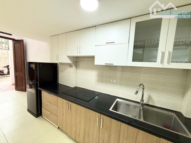 🏡 🌼🌼🌼 1 chiếc nhà dân xây chắc chắn Gia Quất, Thượng Thanh, Long Biên 32 m2 chỉ 5.2 - 2