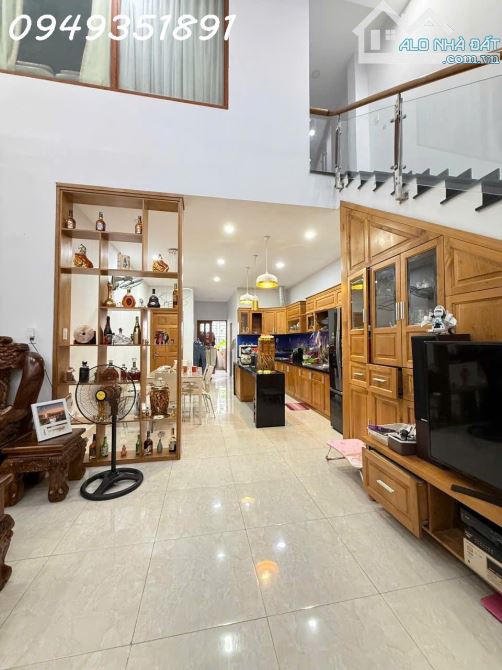 NHÀ HXH LÊ QUANG ĐỊNH 318M2 DÀI 50M 2TẦNG 7PN SHR HOÀN CÔNG ĐỦ GIÁ 21,5TỶ LH  MR TOAN - 2