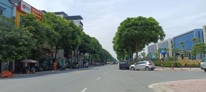 Bán nhanh lô đất Phố Hoa Lâm, 72m2, MT rộng, vỉa hè, ô tô tránh thoải mái, gần Big C - 2