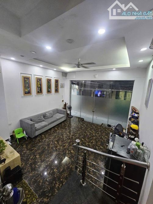 Bán Nhà Đất Xây CCMN DT 110m² Tặng Nhà 3 TầngTrung Tâm Ba Đình Giá Đầu Tư Nhỉnh 16ty - 2