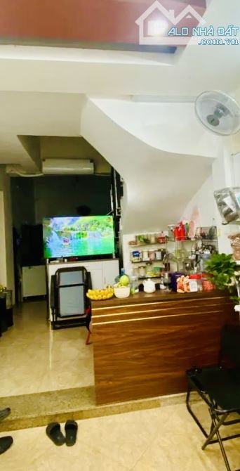 NHÀ ĐẸP KHƯƠNG TRUNG – 40M² X 5 TẦNG – KD, Ô TÔ ĐỖ CỬA – GẦN PHỐ, GIÁ TỐT - 2