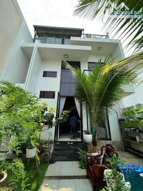 Bán căn Biệt Thự đẹp gần Cơ Sở 5 Lạc Hồng, Bửu Long, Biên Hòa, 300m2, giá 11 tỷ. - 3