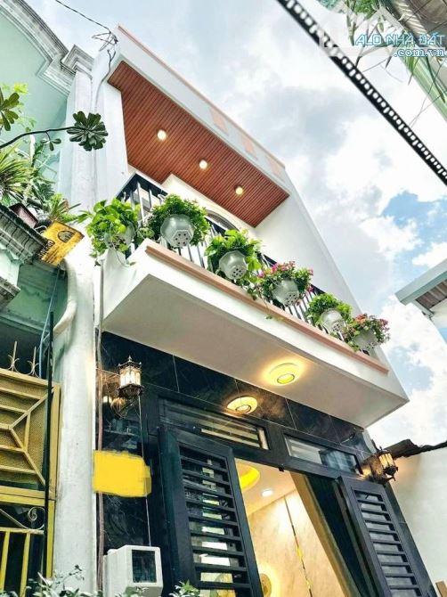 Cô ba ngộp ngân hàng cần bán gấp nhà Sư Vạn Hạnh Quận 10 - 3