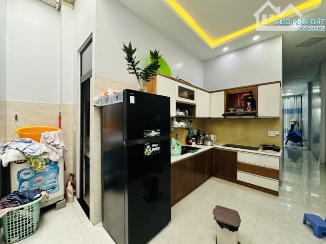 HẺM XE HƠI TRÁNH NHAU KHU DÂN CƯ VIP, GẦN ĐH CẢNH SÁT, 4,5X20 CHỈ 6,3 TỶ. - 3